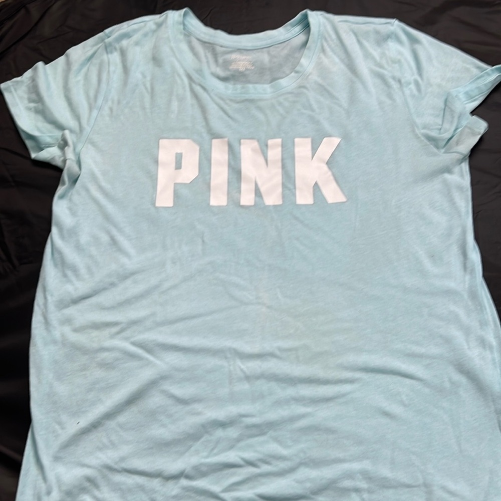 Pink size medium short sleeve shirt light blue